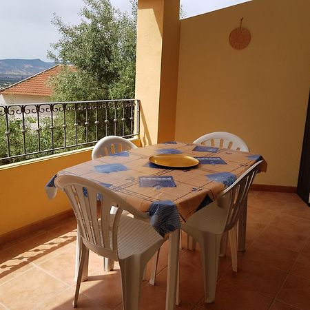 דירות באדזי Borgo Lu Canali Da Gavino מראה חיצוני תמונה