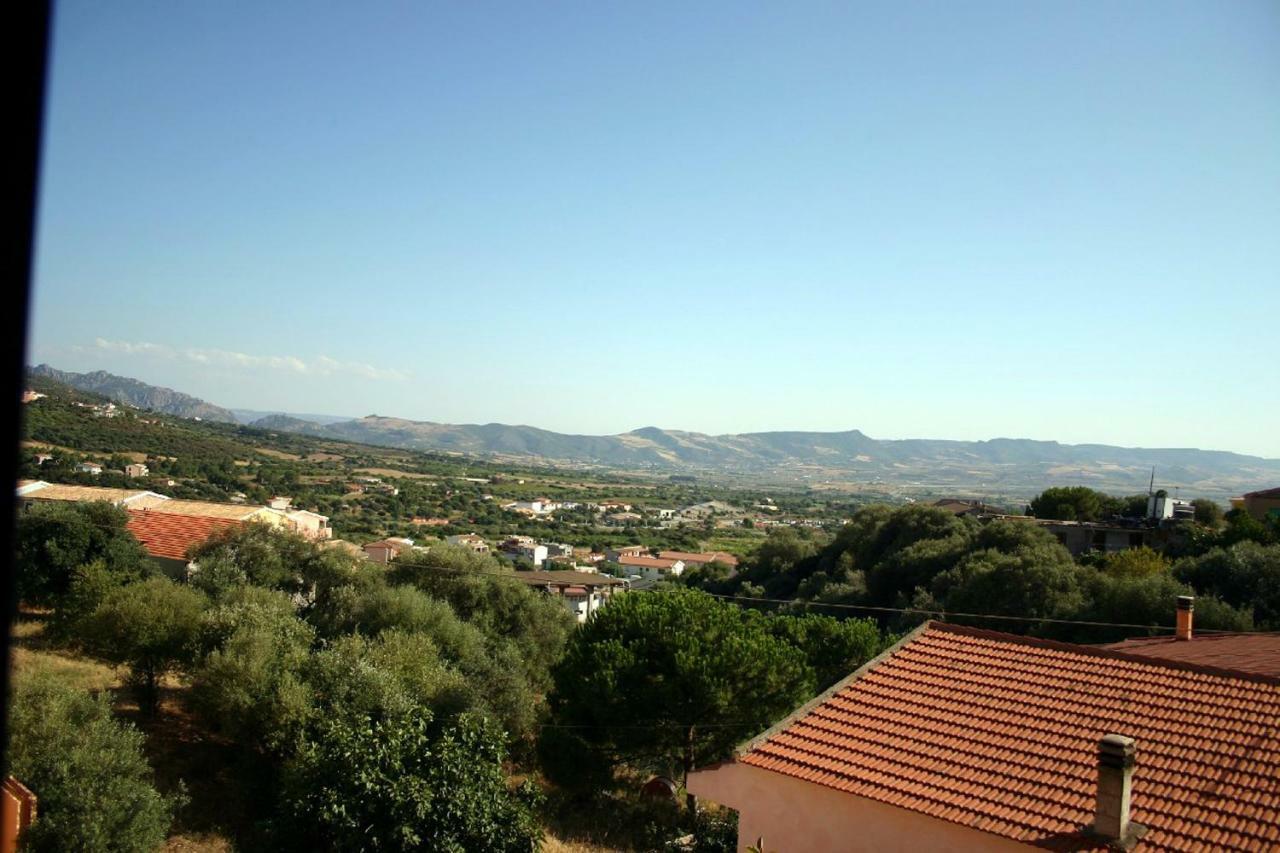 דירות באדזי Borgo Lu Canali Da Gavino מראה חיצוני תמונה