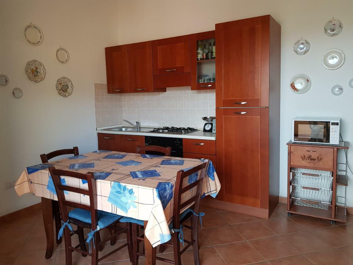 דירות באדזי Borgo Lu Canali Da Gavino מראה חיצוני תמונה