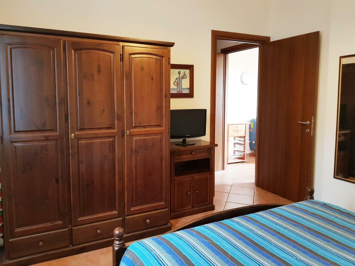 דירות באדזי Borgo Lu Canali Da Gavino מראה חיצוני תמונה